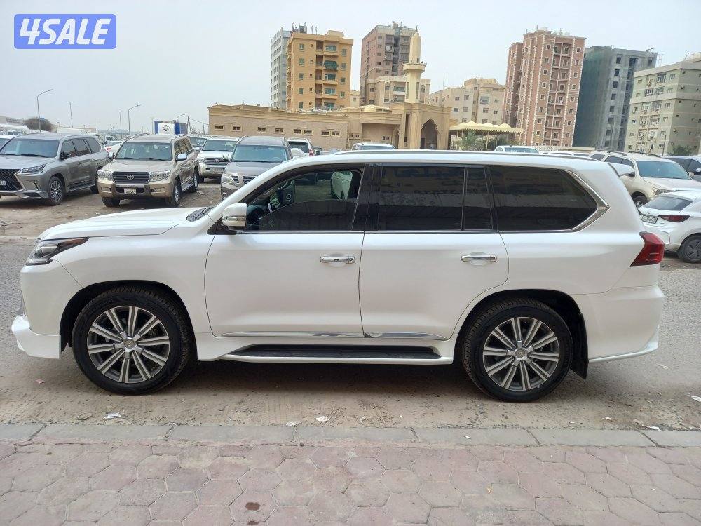 لكزس ٢٠١٧ الساير4