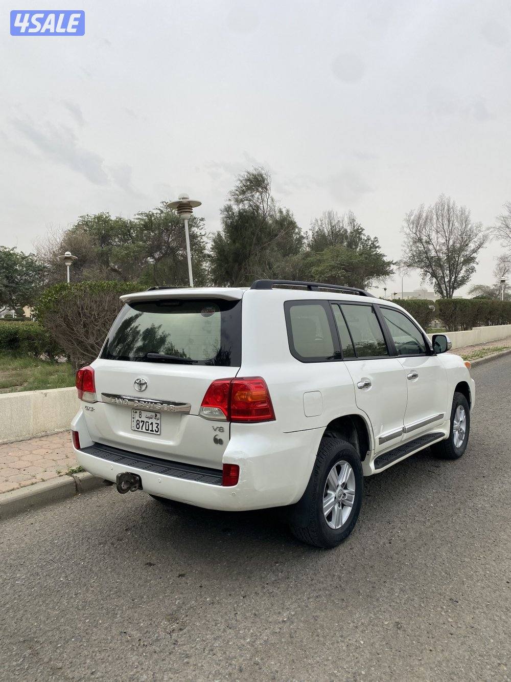 لاندكروزر 20148