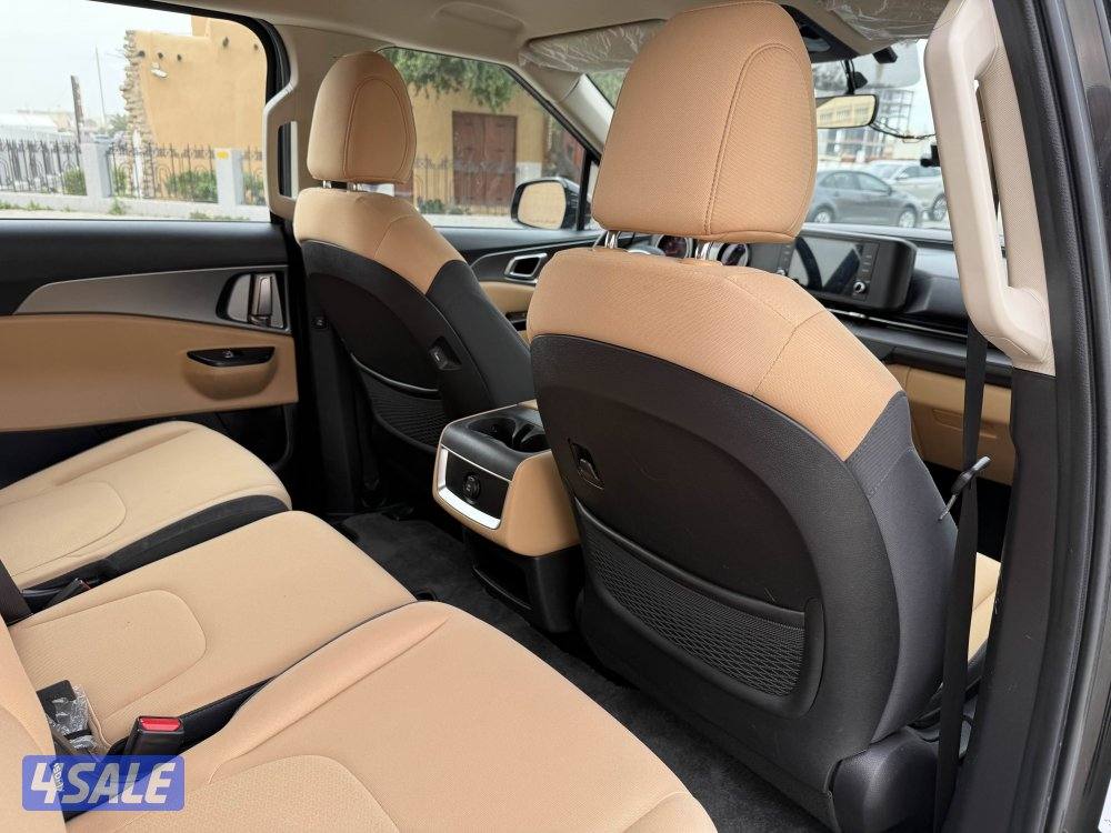 كيا كرنفال موديل 2021_عداد /111 الف سيرفس وكاله7