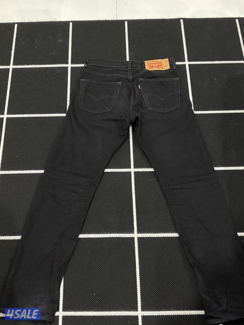 Levi’s 501 black skinny jeans0