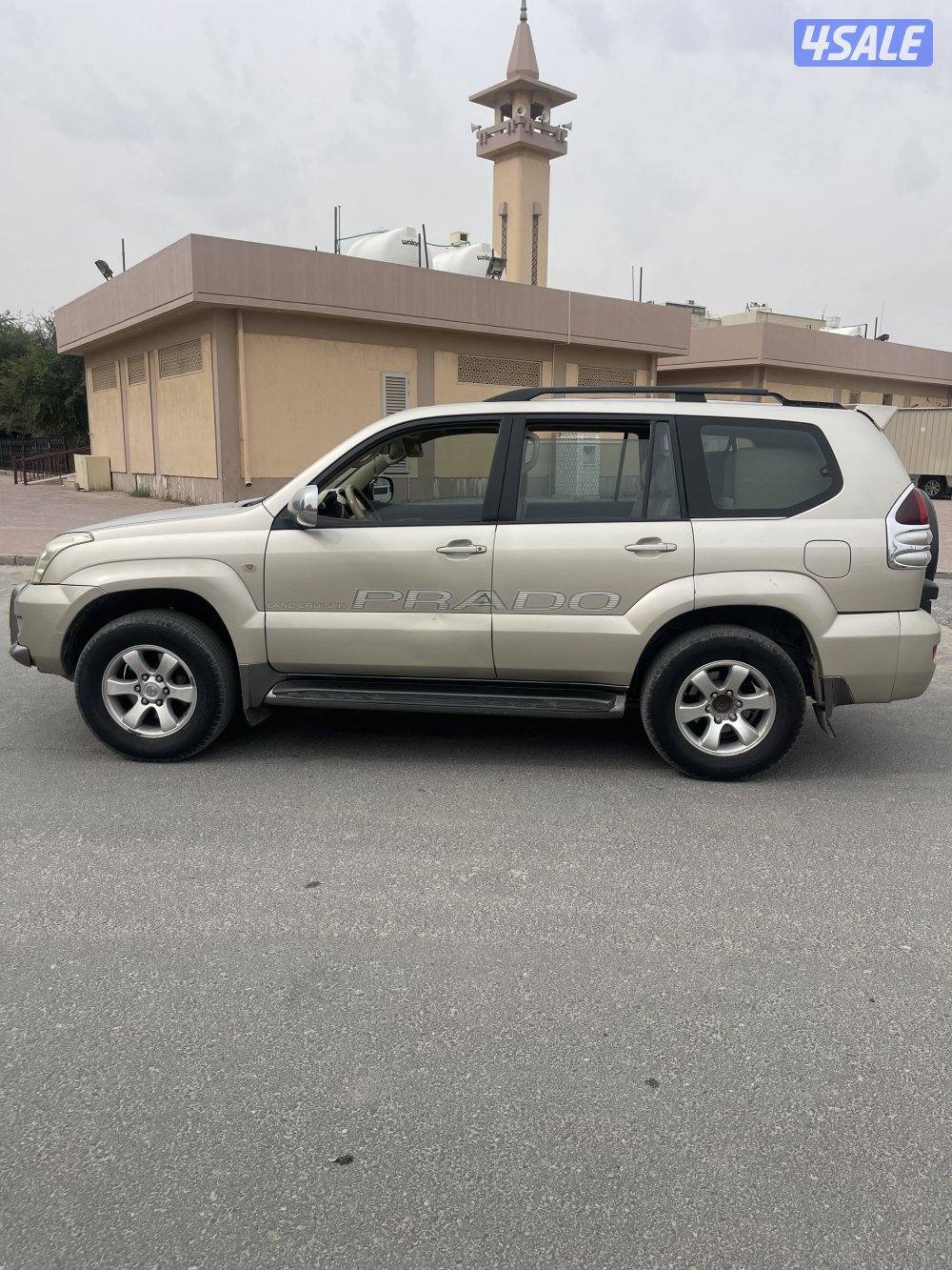 للبيع برادو مديل 20064