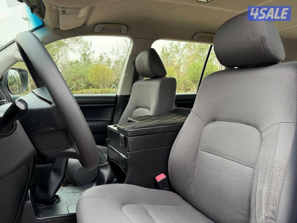 للبيع لاندكروزر G ستاندر صفاق موديل 2012 بحالة ممتازه6