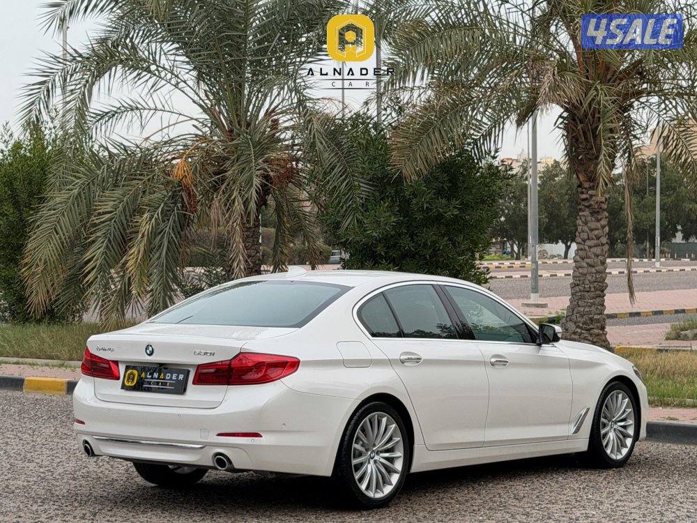 للبيع BMW530i موديل 2019 وارد الغانم3