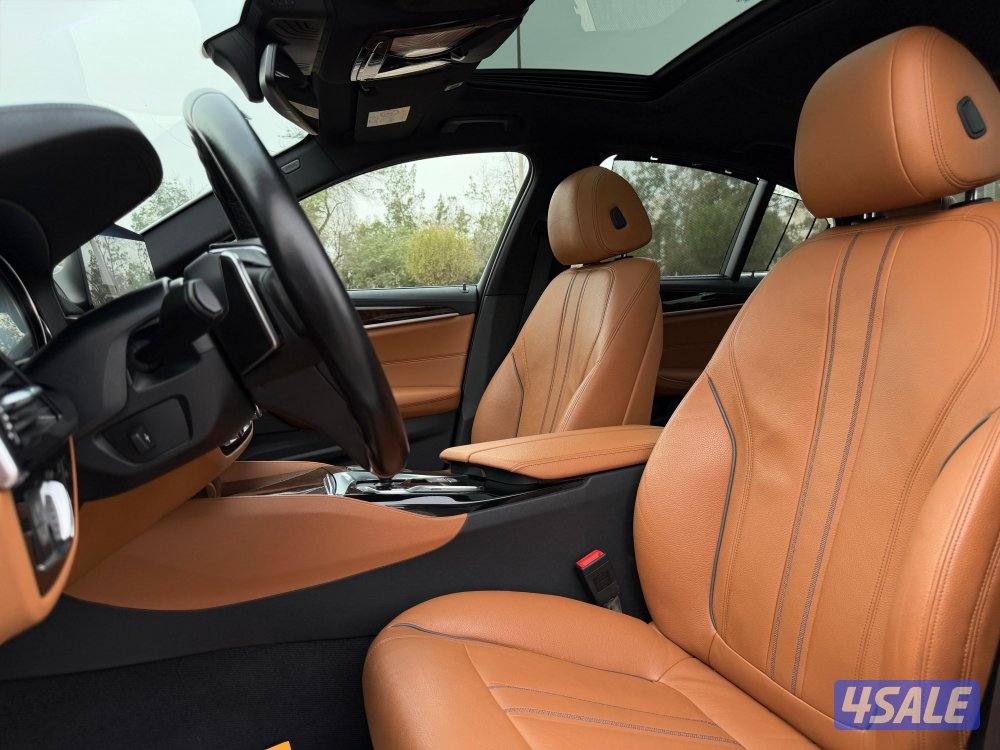 للبيع BMW530i موديل 2019 وارد الغانم6