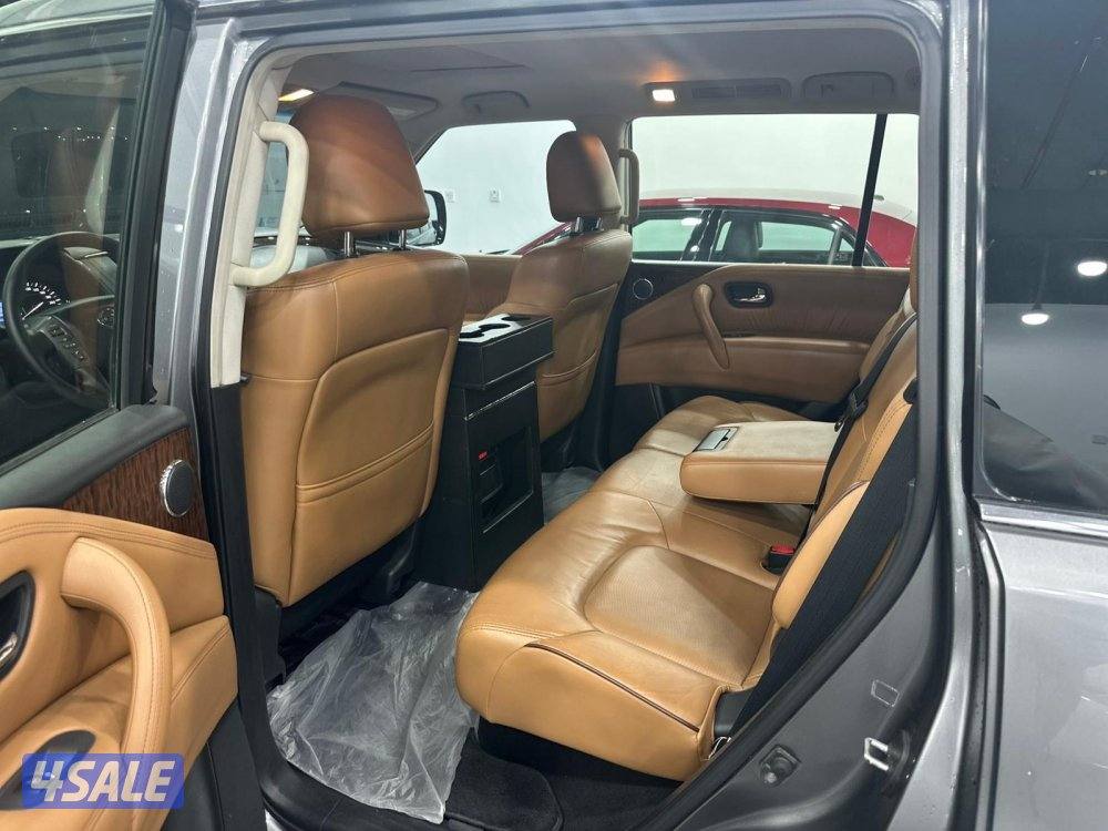 بلاتنيوم موديل ٢٠١٤ وارد الوكاله ماشي ٣٠٠ ألف كم4