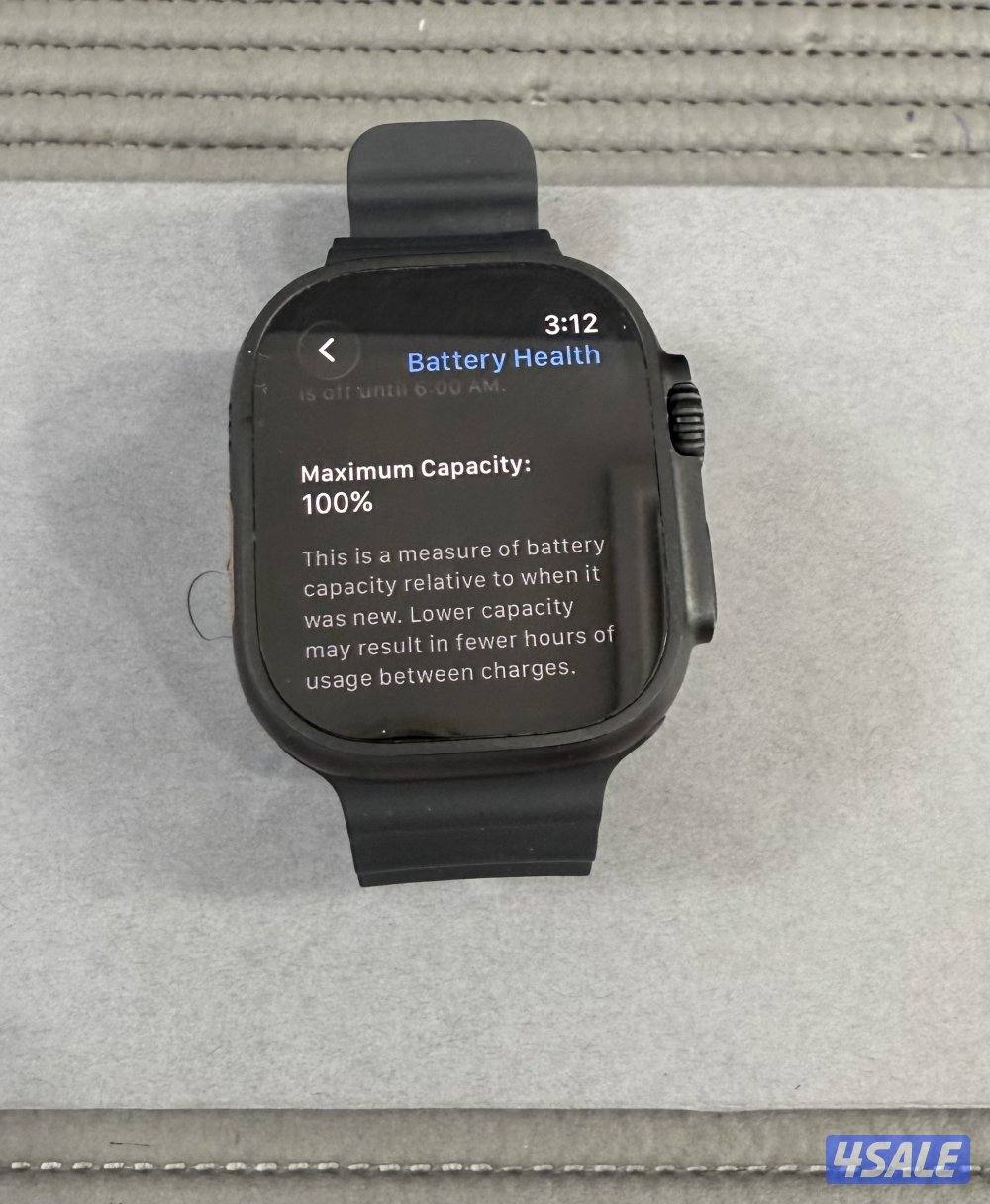 Apple Watch Ultra 3 GPS + Cellular 49mm Titanium Black Used.4