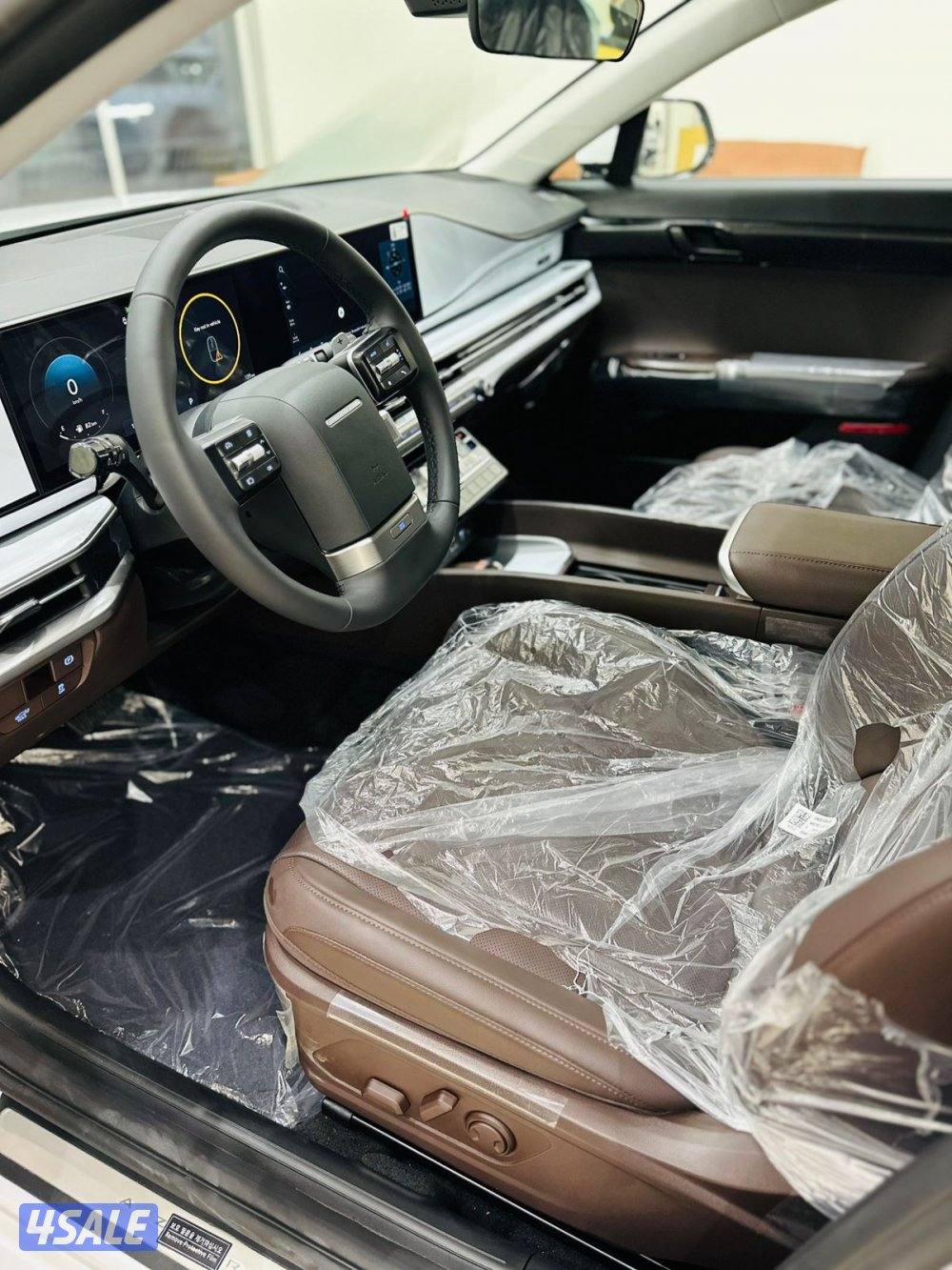 للبيع هيونداي ازيرا 6 سلندر موديل 2026 عداد اصفار4