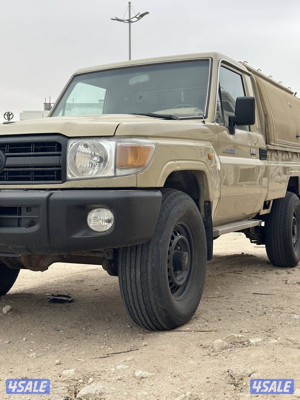 شاص صبغ وكاله وع إيدي من الوكاله0