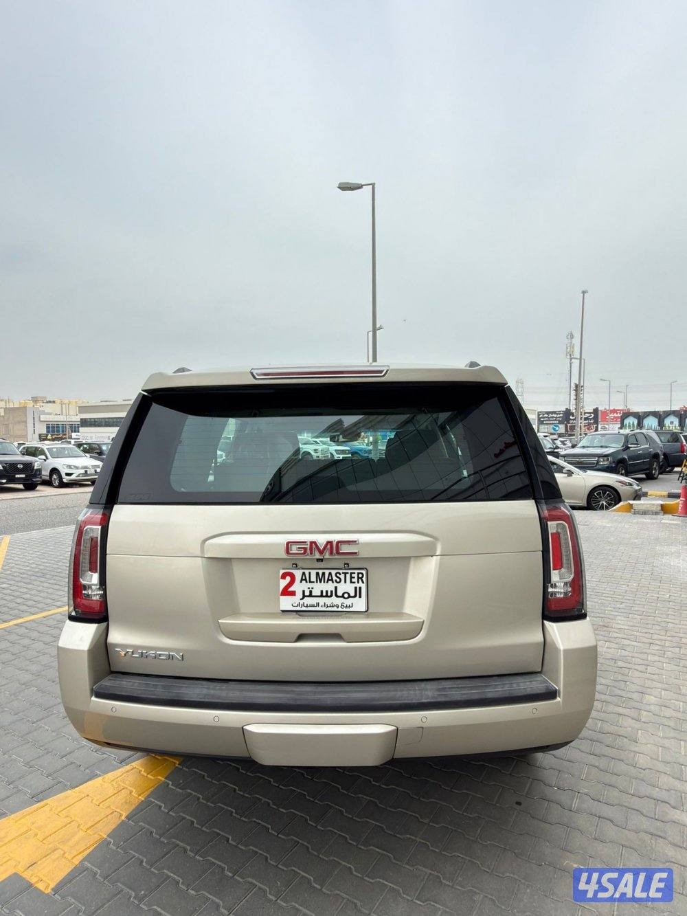 للبيع يوكن SLE موديل 2017 عداد 116 الف3