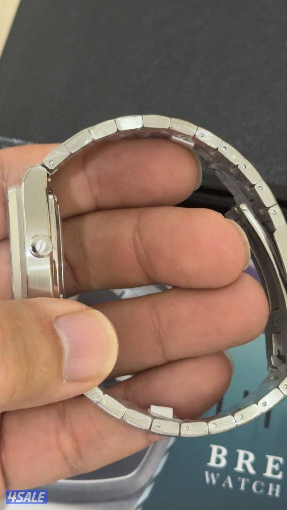 ساعة بريو الأمريكية1