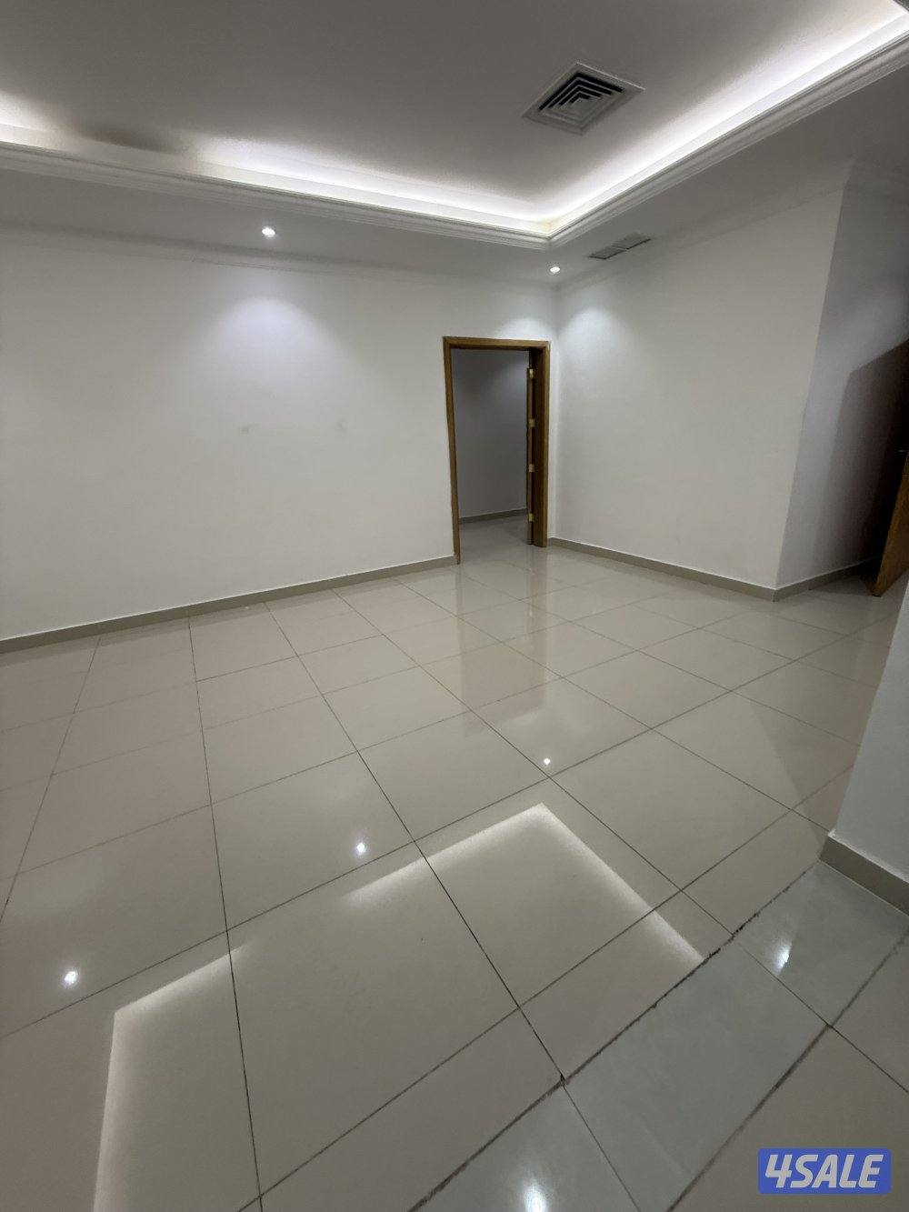 لايجار دور كامل جابر الاحمد قطعه 5وسيع0