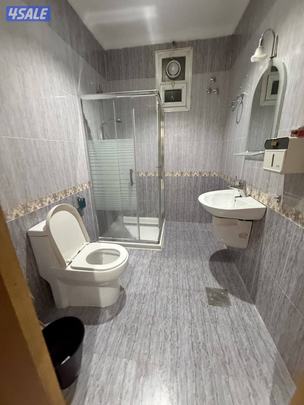 لايجار دور كامل جابر الاحمد قطعه 5وسيع5