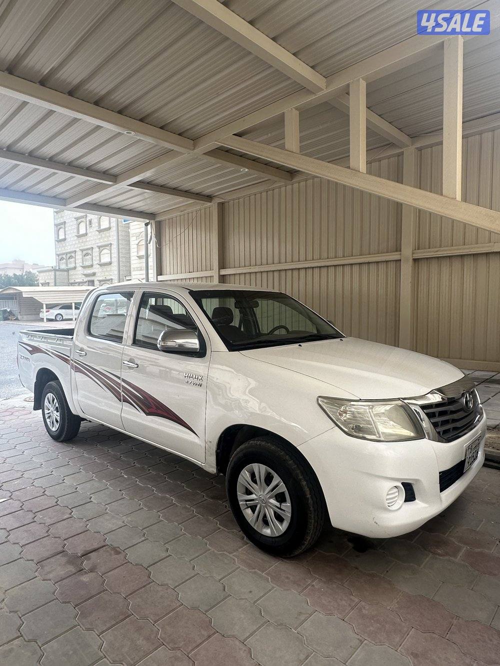 للبيع هايلكس 20140