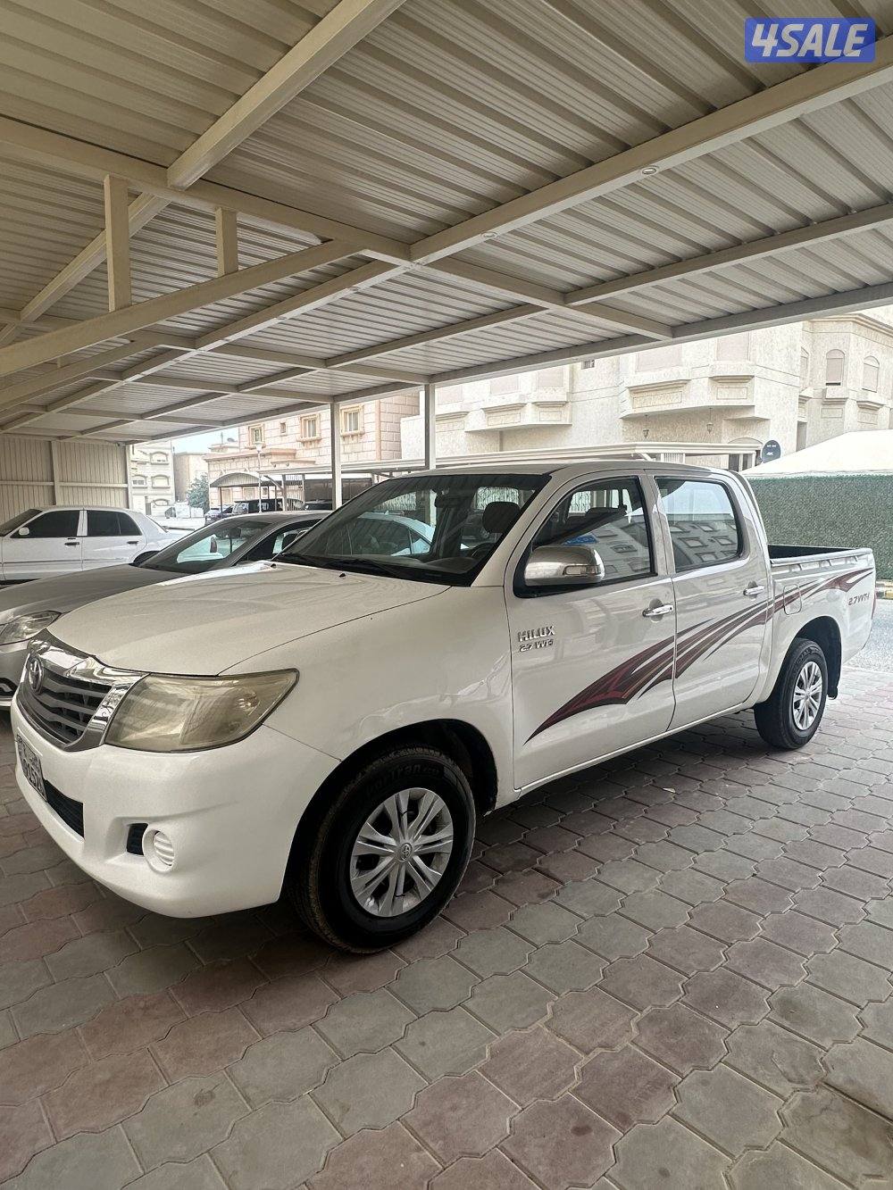 للبيع هايلكس 20141