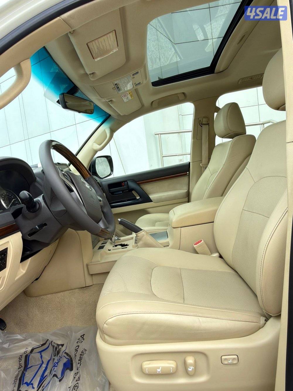 للبيع لاند كروزر GXR 2017 صبغ الوكاله5