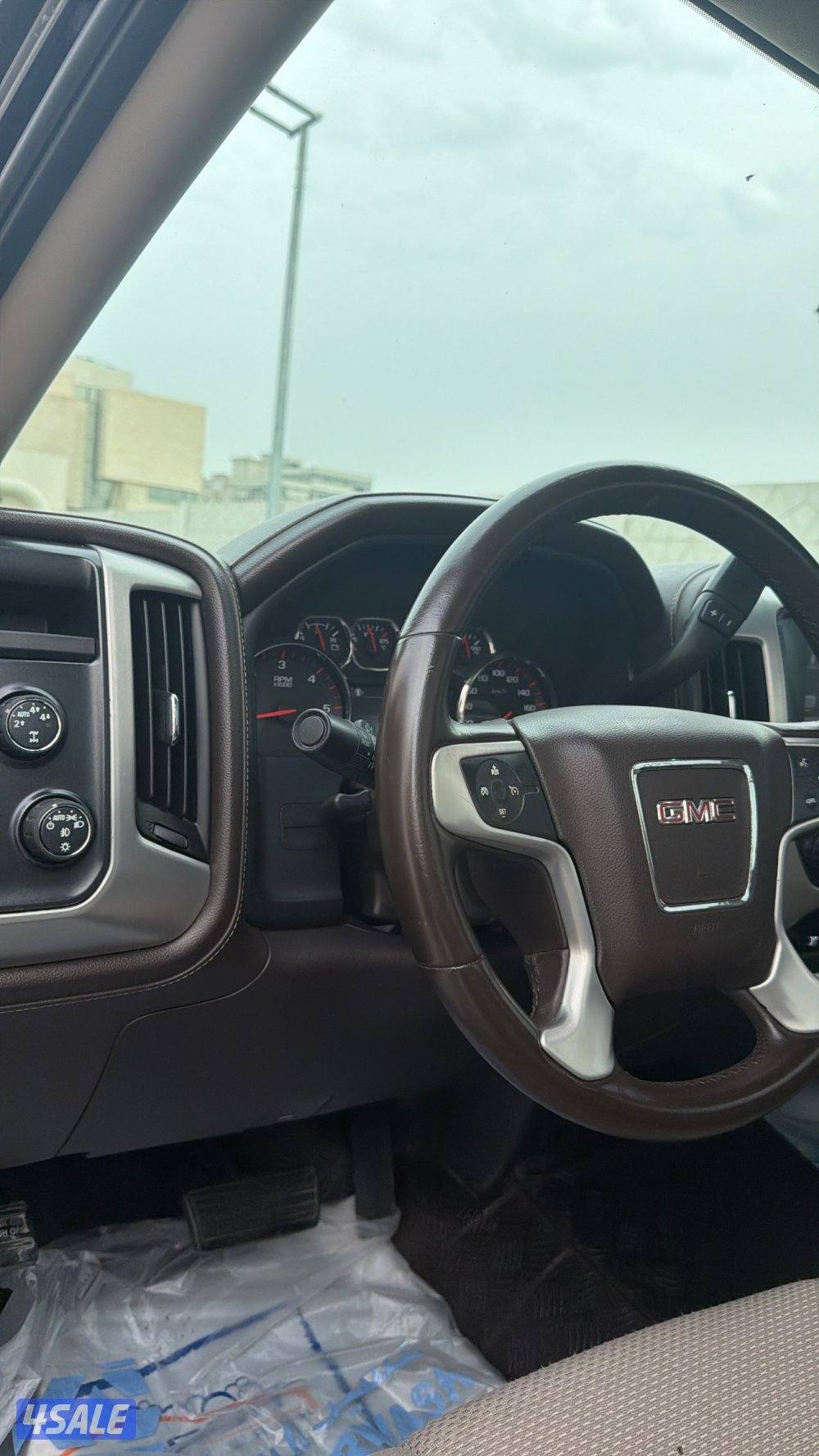 للبيع سيرا 2016 Z71 دبل قير وارد قطر شرط الفحص بالكامل5