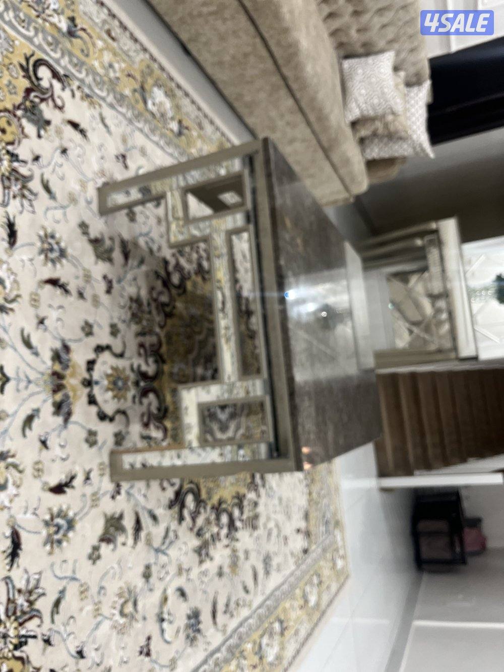 ثلاث طاولات صالة استقبال للبيع  والسعر قابل للتنزيل بسيط للي صامل4