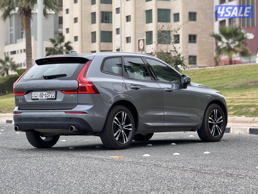 فولفو X C 60 موديل 20215