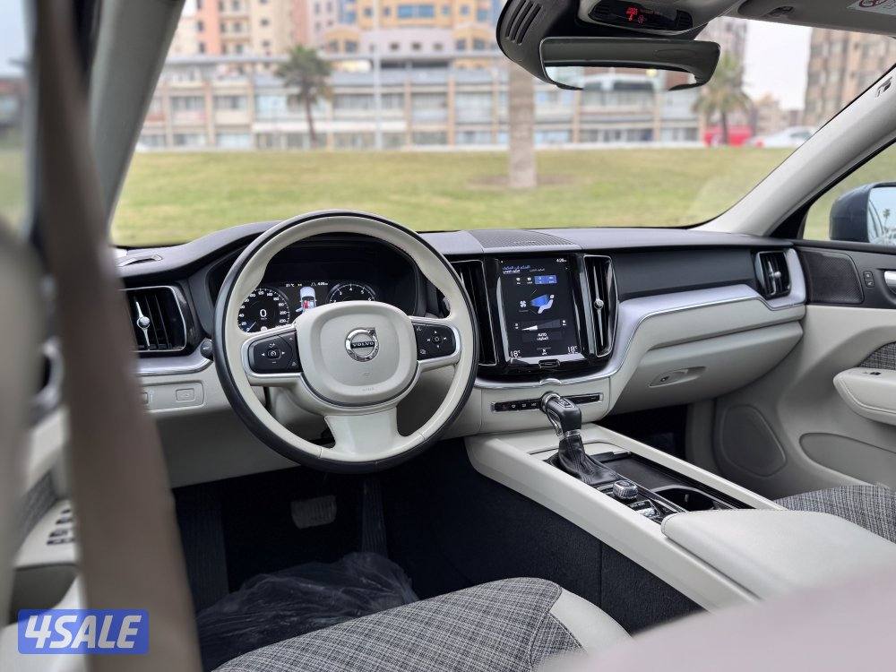 فولفو X C 60 موديل 20217