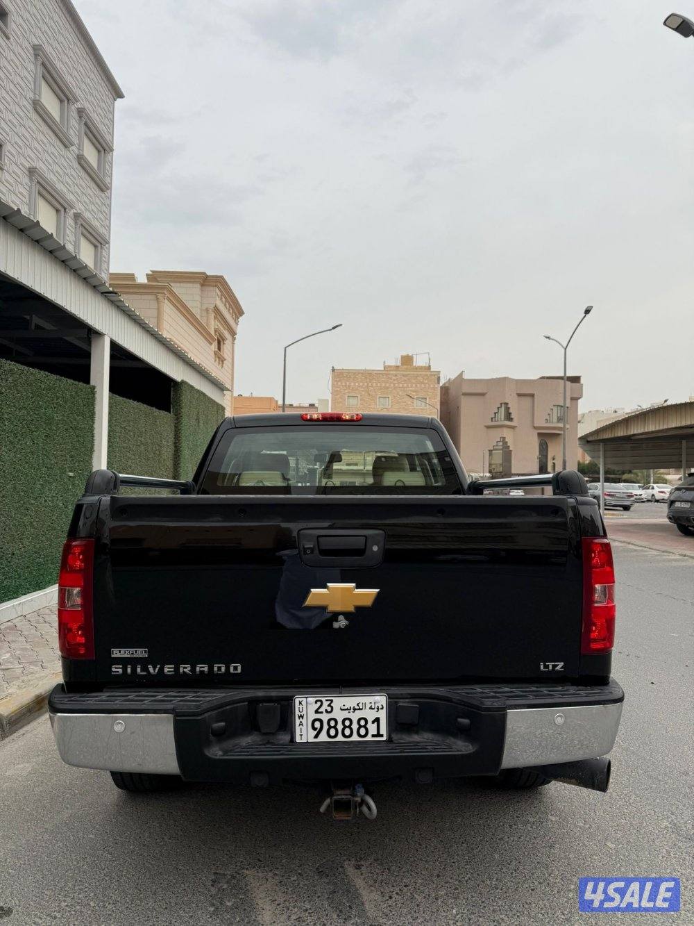 سلفرادو Z71 وارد الخليج موديل 2012 عداد 300 الف3