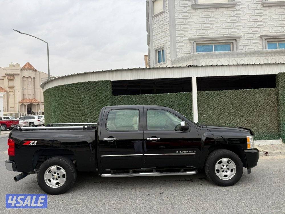 سلفرادو Z71 وارد الخليج موديل 2012 عداد 300 الف6