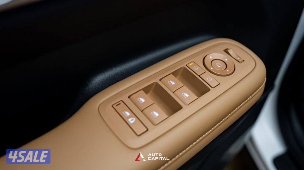 Luxury Family Choice 7 Seater SUV , Hyundai Santa Fe 202511