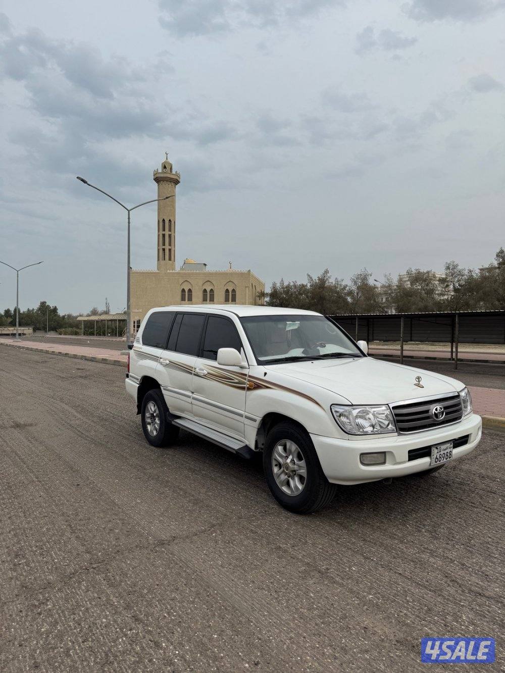 لاند كروزر قير عادي اساس4