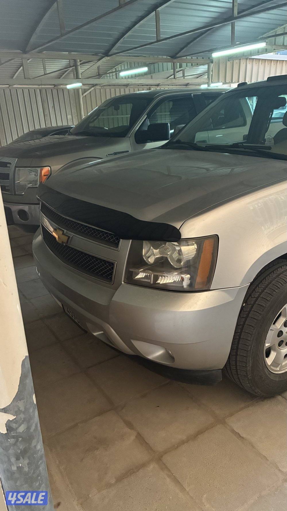 للبيع تاهو موديل 2010 الي تي وارد الغانم اللون سلفر دبل قير ماشي 3906