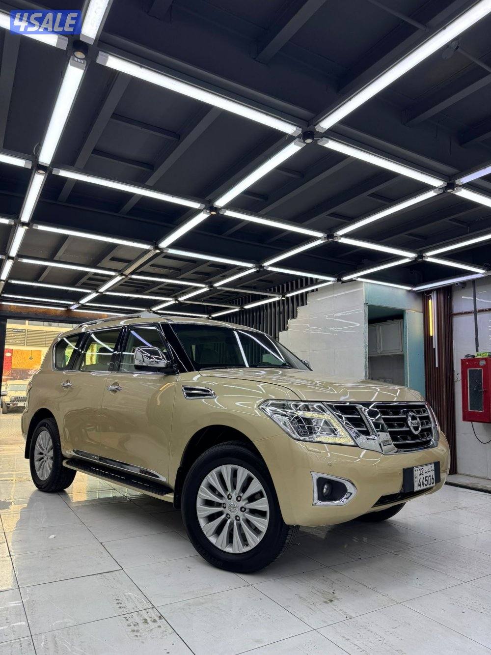 جيب باترول بلاتنيوم صبغ الوكاله 2014 عداد 295 سيرفيس منتظم0