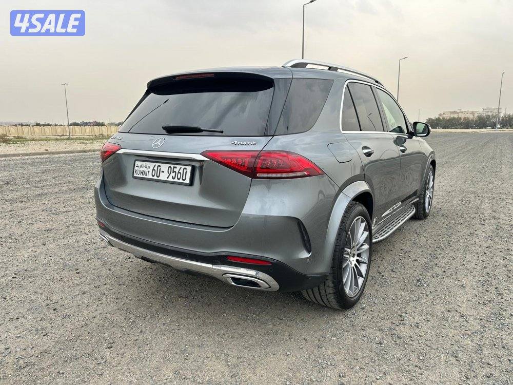 مرسيدس GLE 450 AMG موديل ٢٠٢١ ماشي ٦٨ صبغ وكالة اعلى فئة4