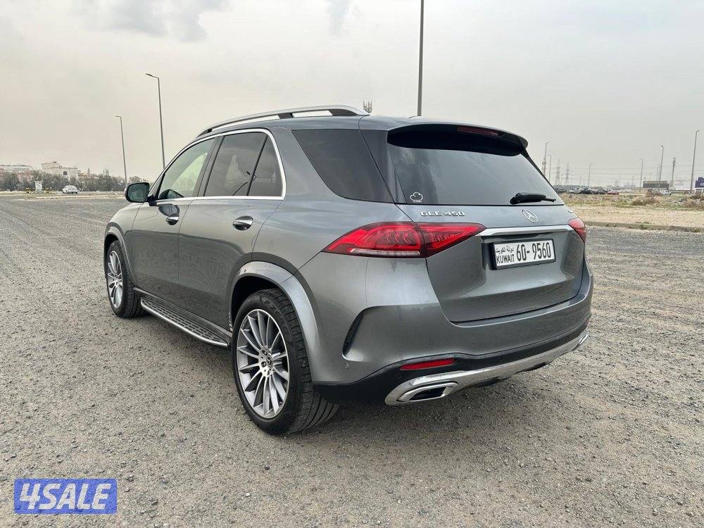 مرسيدس GLE 450 AMG موديل ٢٠٢١ ماشي ٦٨ صبغ وكالة اعلى فئة5