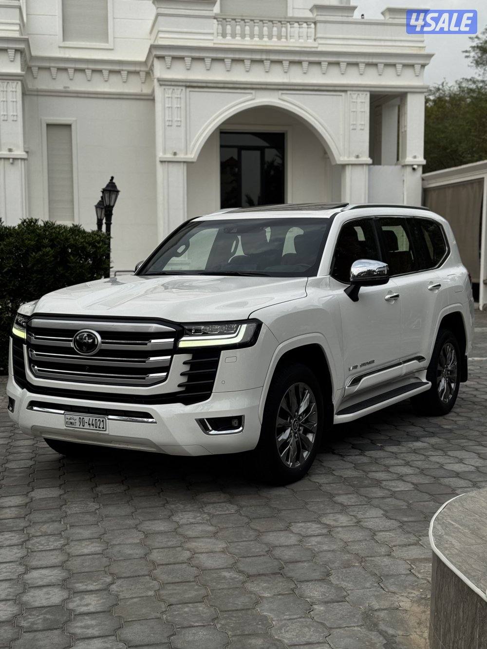 لاندكروزر VXR ماشي 63 الف صبغ الوكاله1