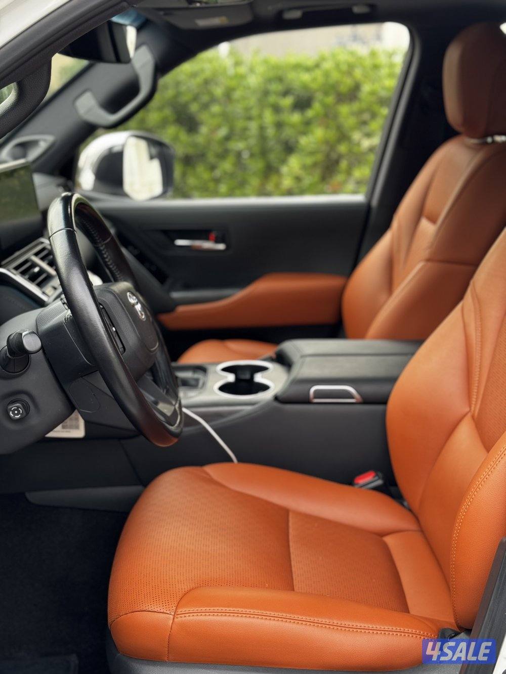 لاندكروزر VXR ماشي 63 الف صبغ الوكاله6