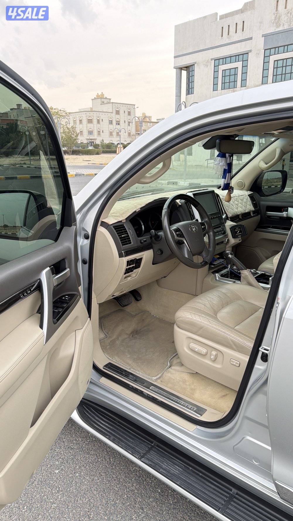 لاند كروزر7