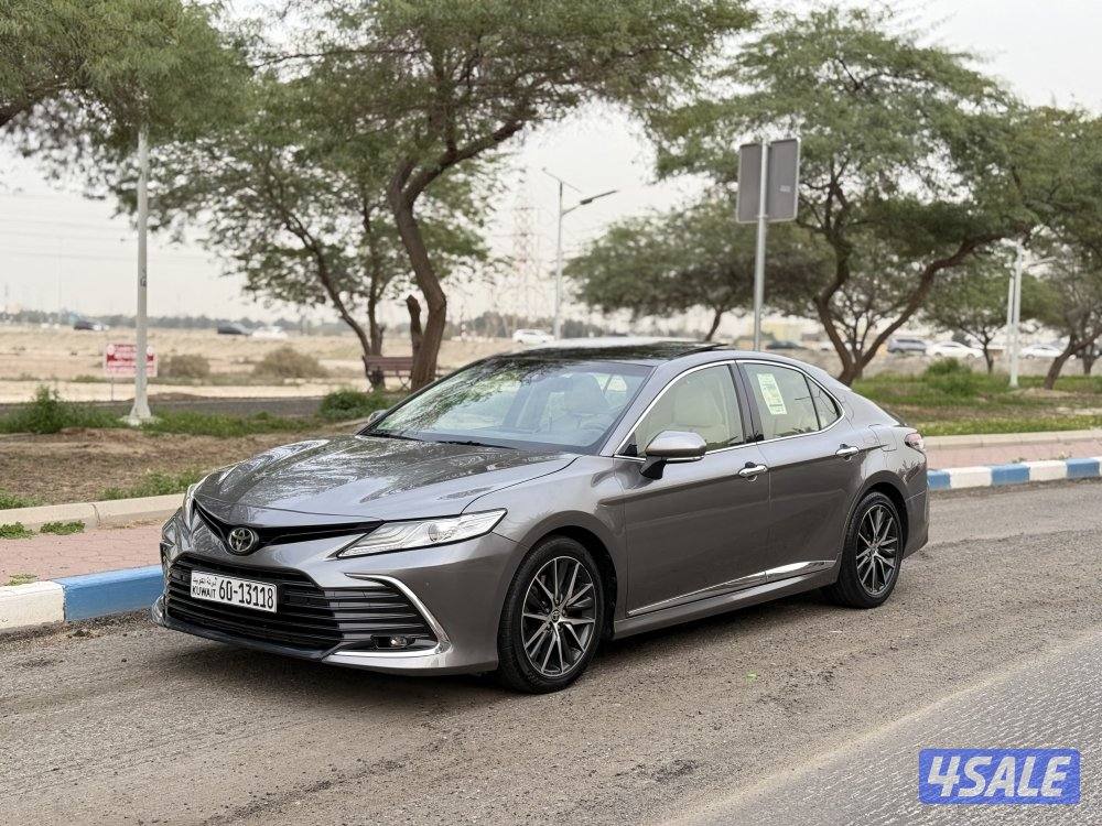 كامري 6 سنلدر 2023 ماشي 80 الف صبغ الوكالة0