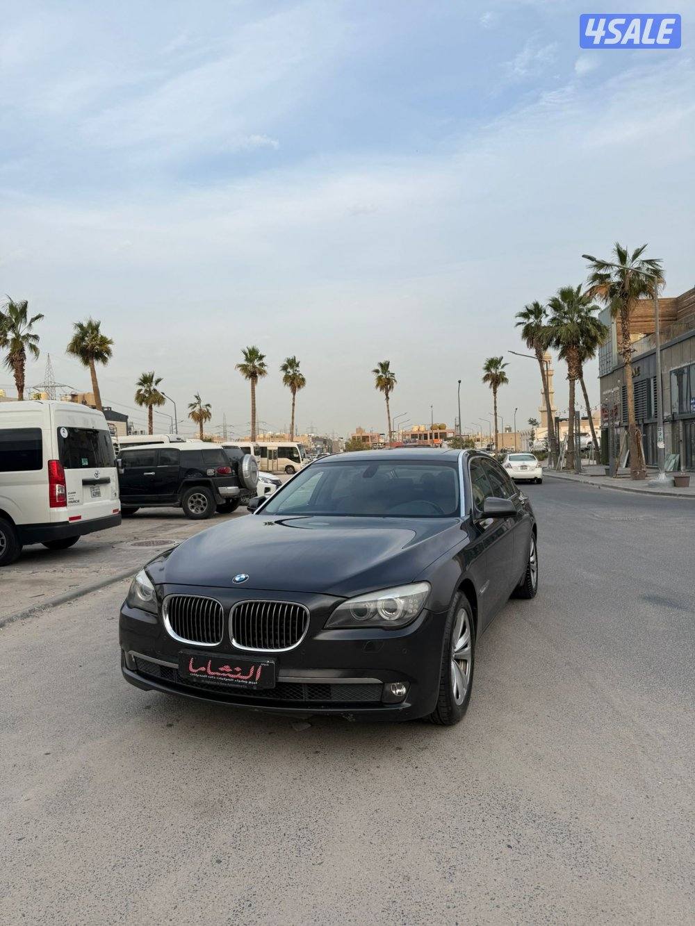 النشاما لبيع وشراء السيارات 730Li1