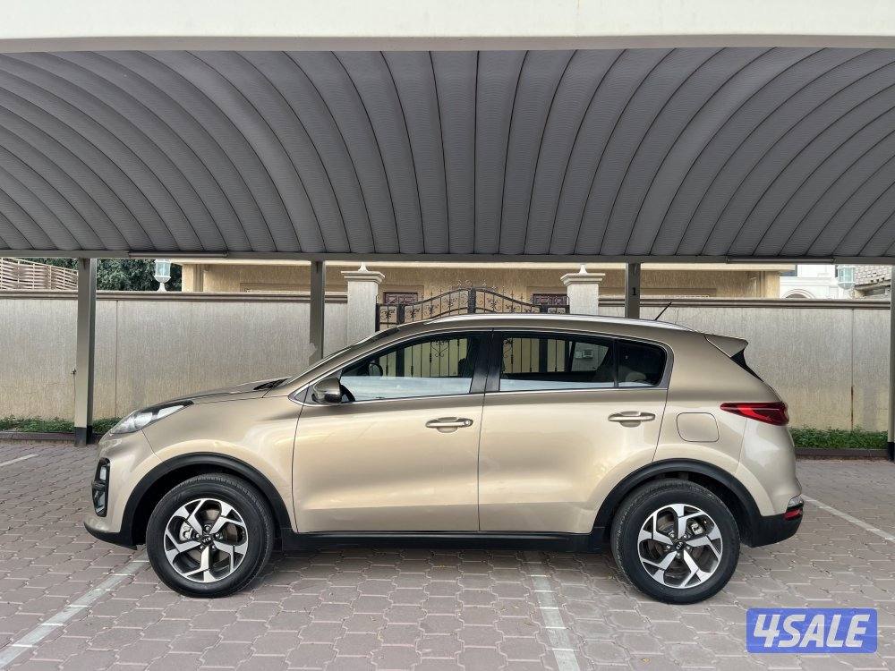 كيا سبورتاج 2020 صبغ وكالة بالكامل بحالة ممتازة4