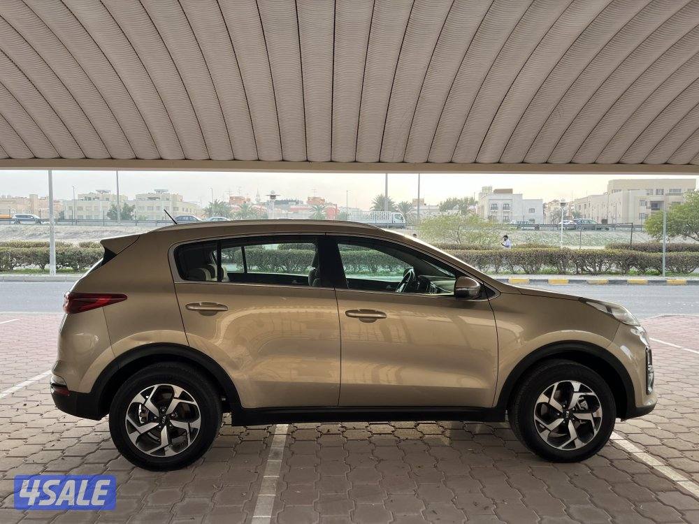 كيا سبورتاج 2020 صبغ وكالة بالكامل بحالة ممتازة5