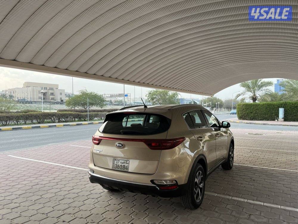 كيا سبورتاج 2020 صبغ وكالة بالكامل بحالة ممتازة9