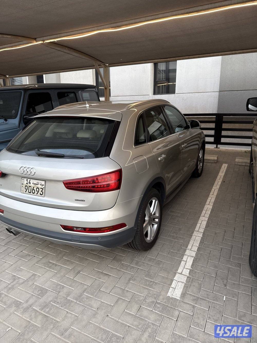 للبيع اودي Q3 كواترو موديل 2016 عليها مكينة 2021 ماشية 81 الف5
