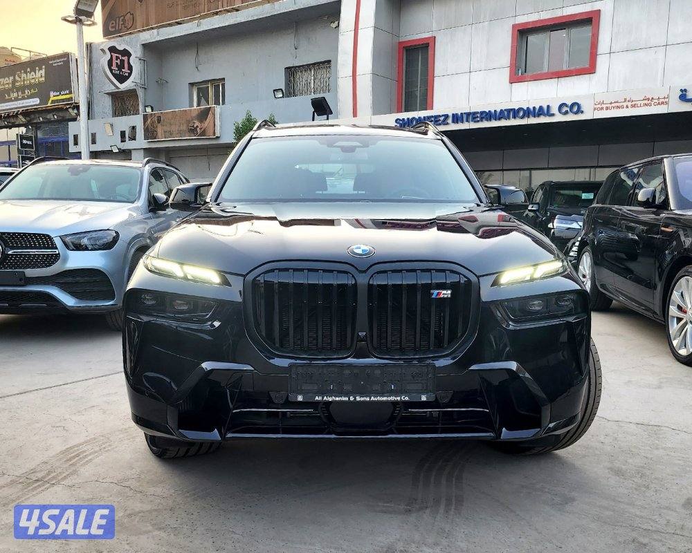 BMW X7 M1