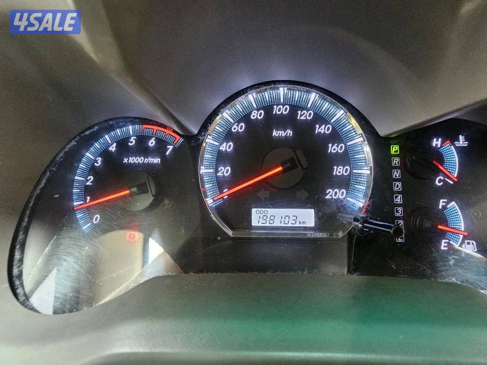 Toyota Fortuner sr5 20126