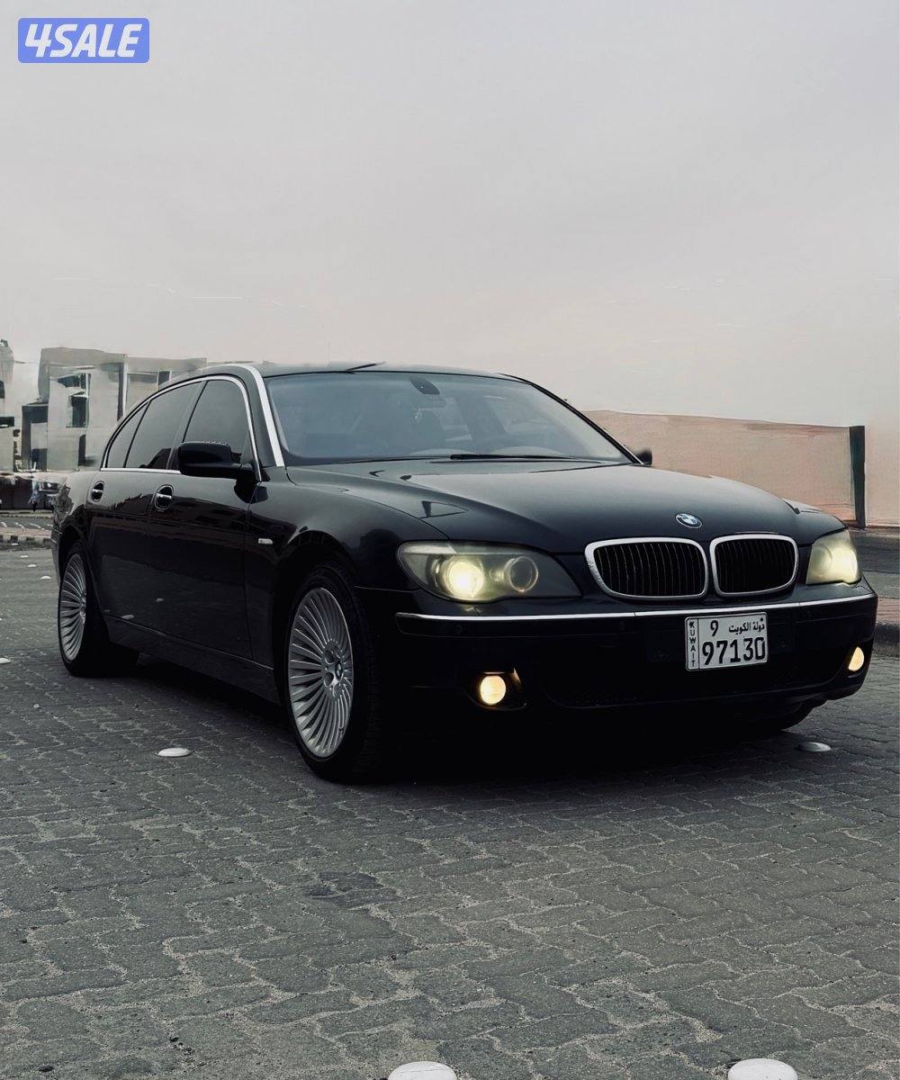 740Li / 8 cylinder10