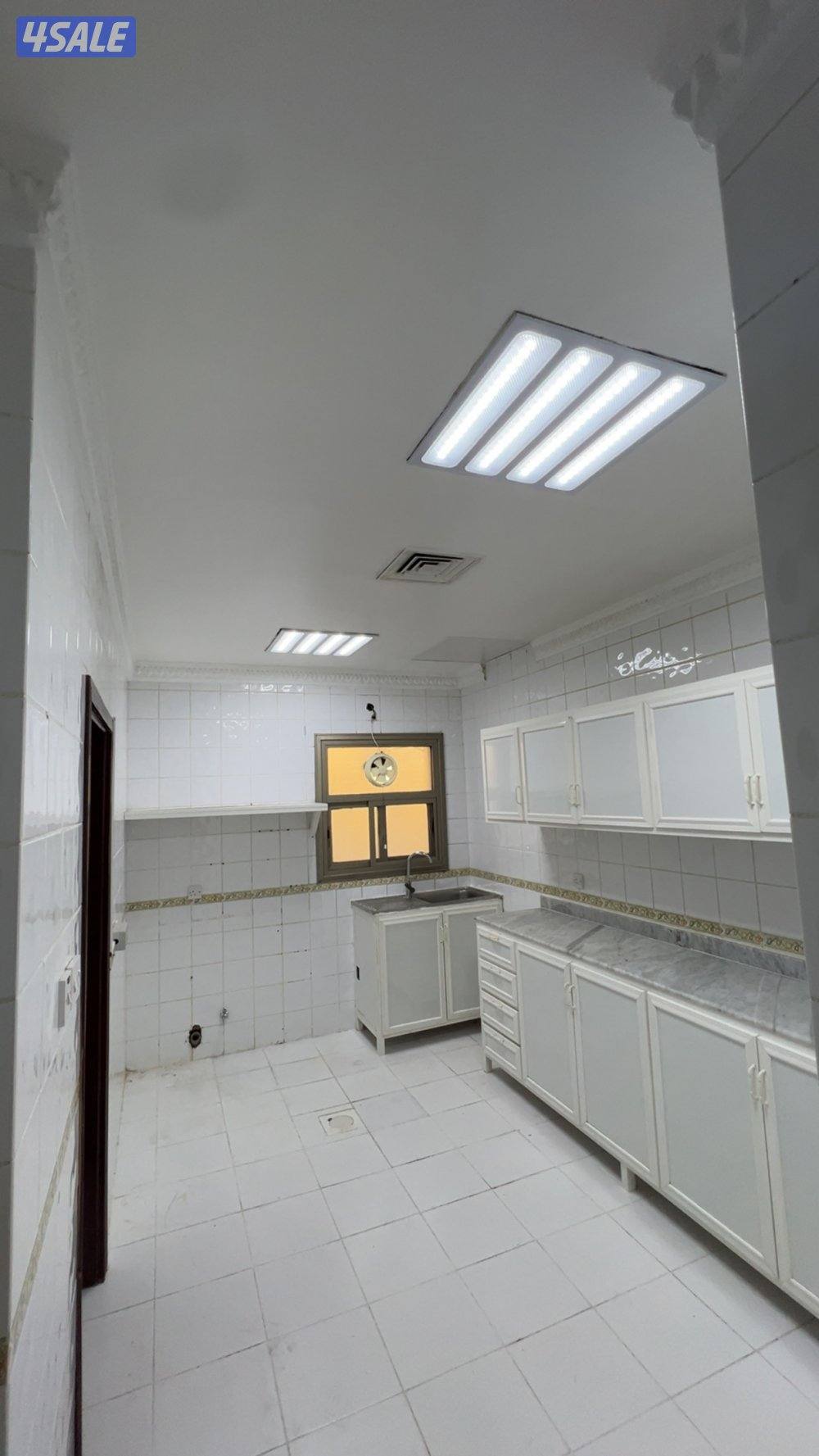 شقه للإيجار في الزهراء5