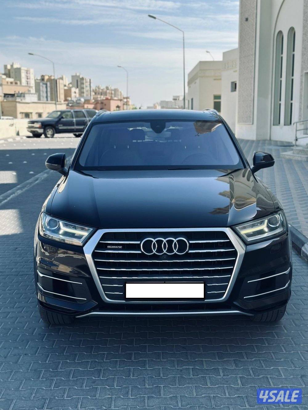 Audi Q7 TFSI Quattro0