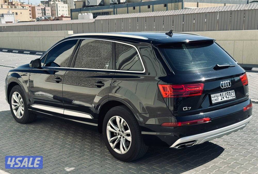 Audi Q7 TFSI Quattro5