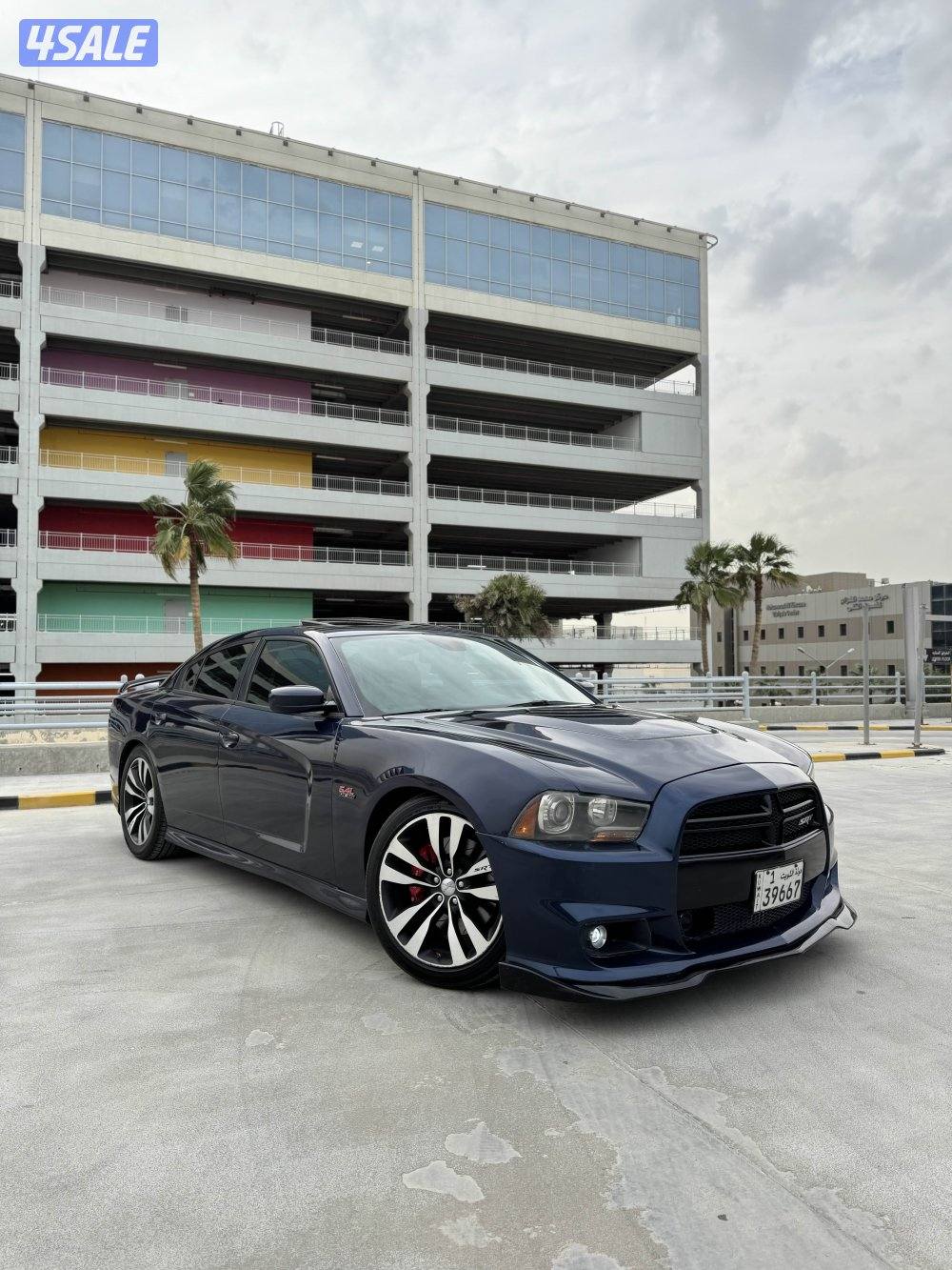 تشارجر srt8  2013 بحالة الوكالة2