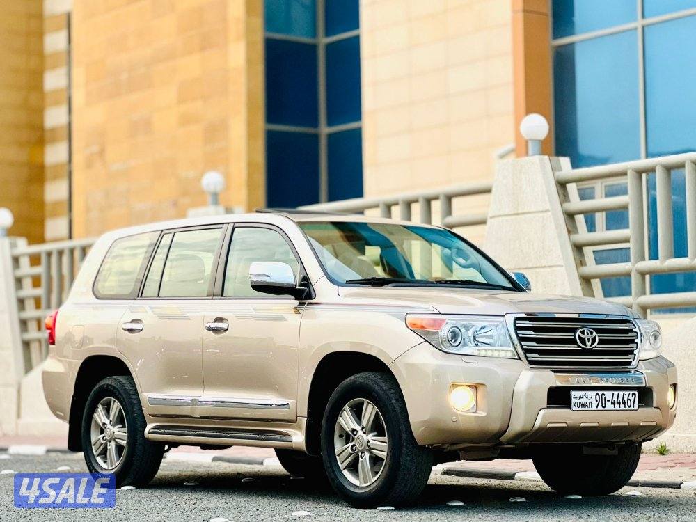 لاند كروزر 20152