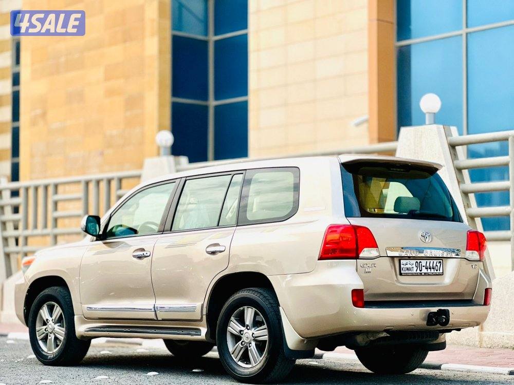 لاند كروزر 20155