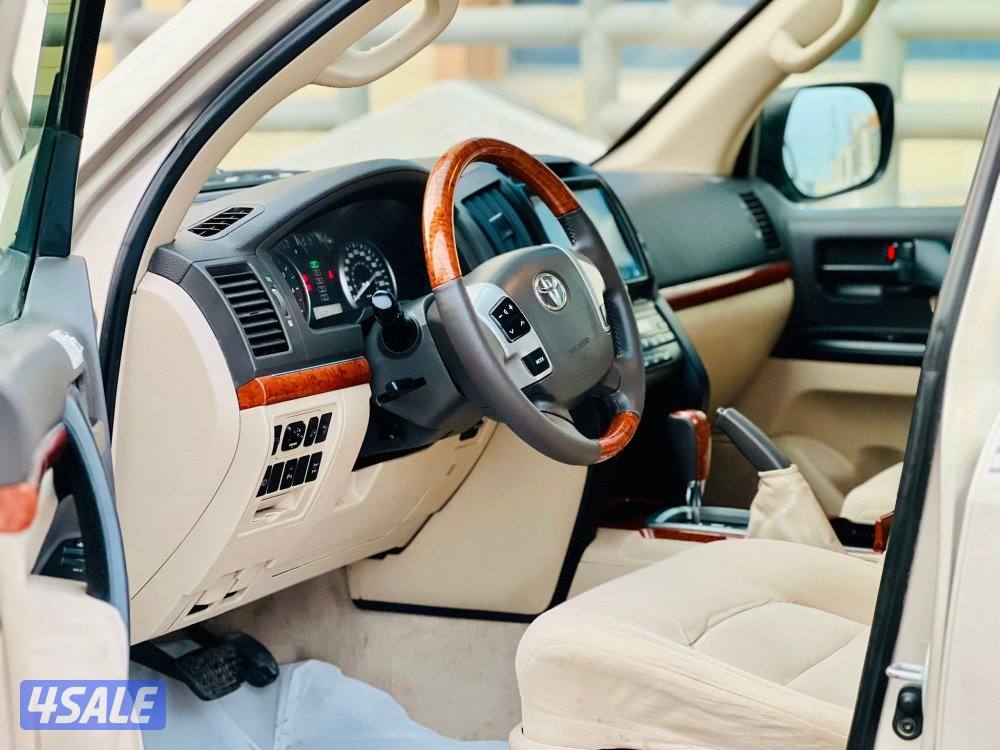 لاند كروزر 20157